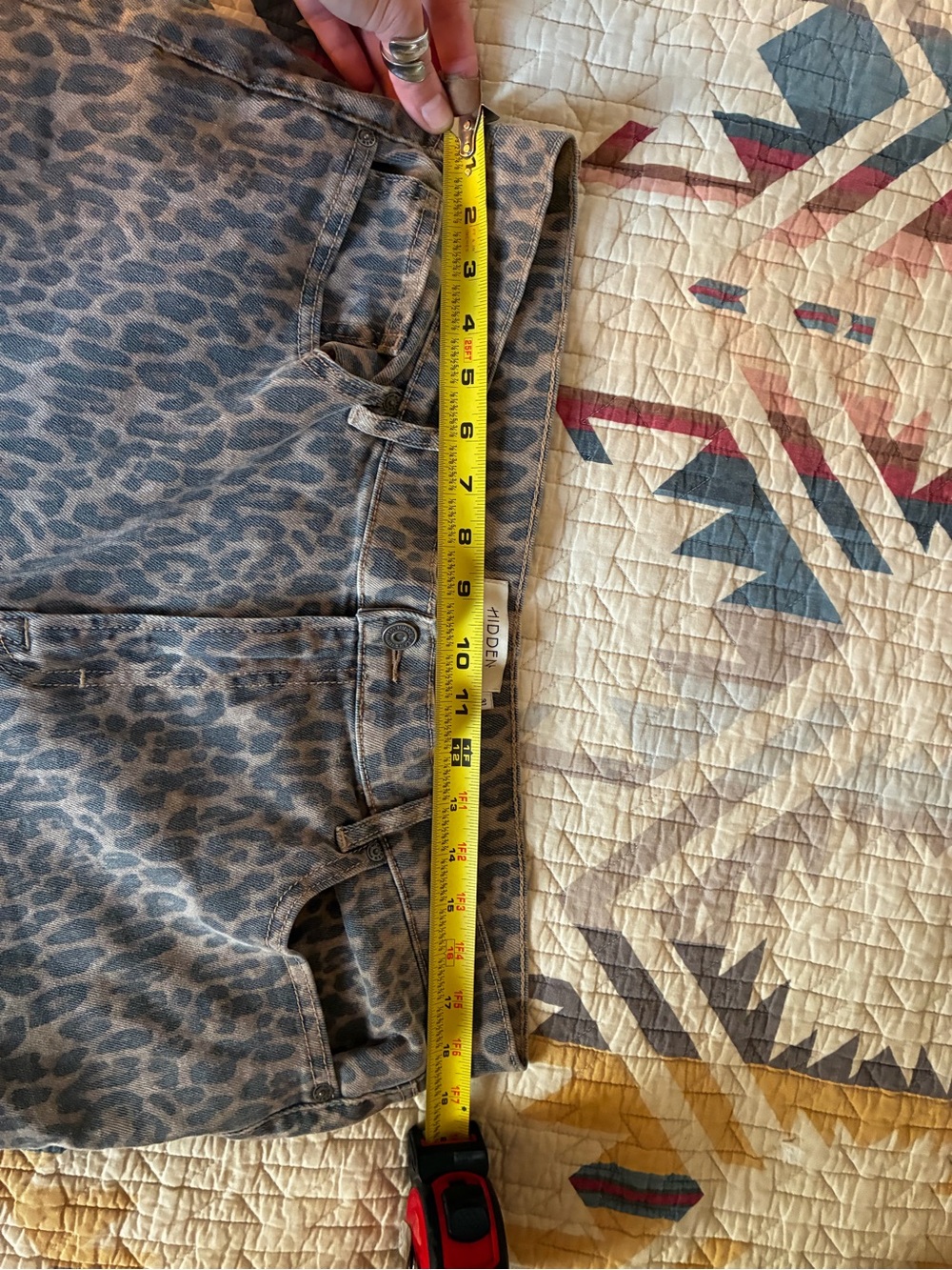 Leopard Jeans - Picture 4 of 6